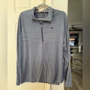 Men’s large Travis Mathew sweater